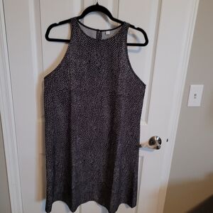 Lightweight Black & White Polka Dot Dress Large